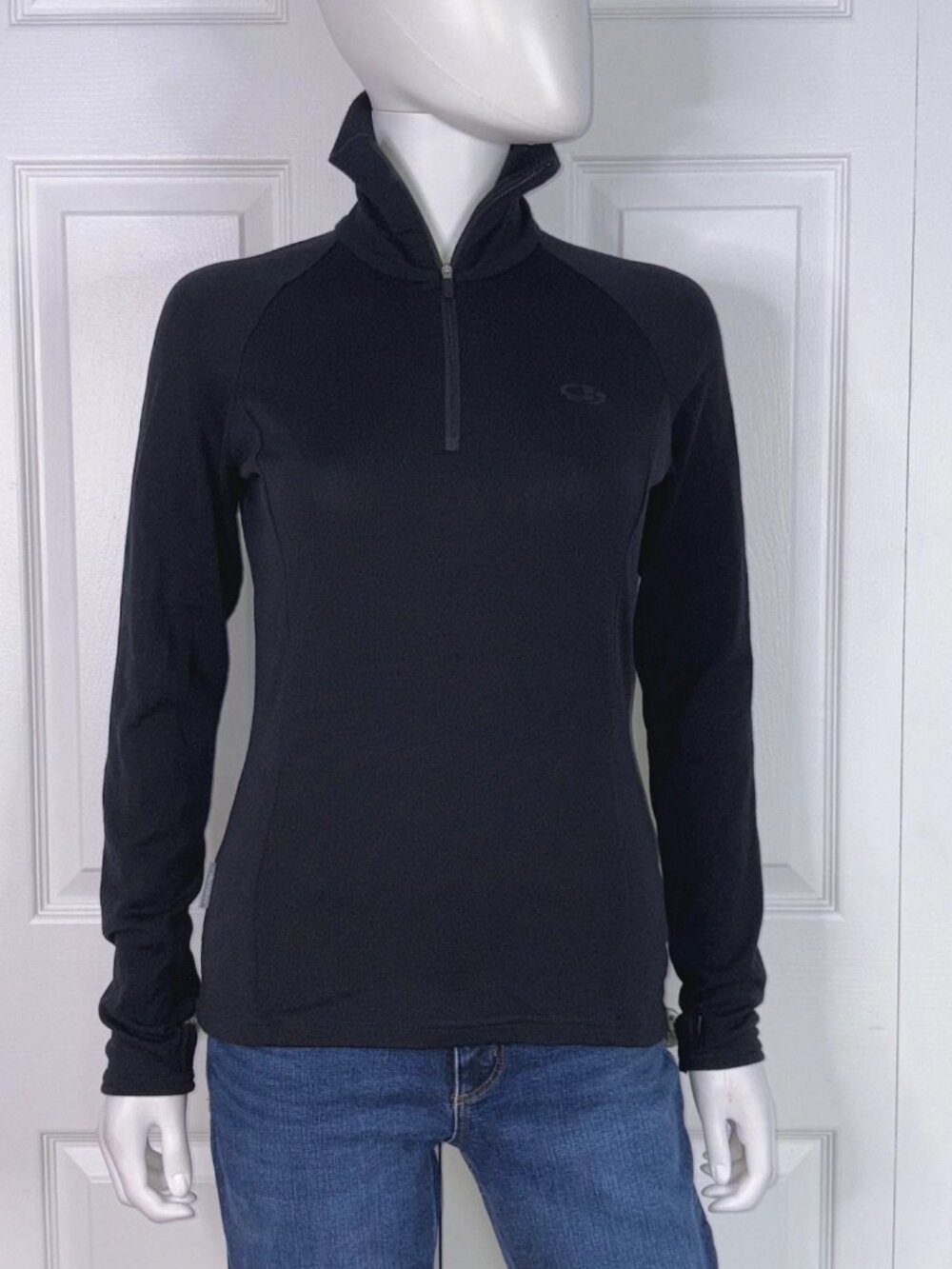 ICEBREAKER women's Merino wool 1/4-zip black sweater size Small LIKE NEW